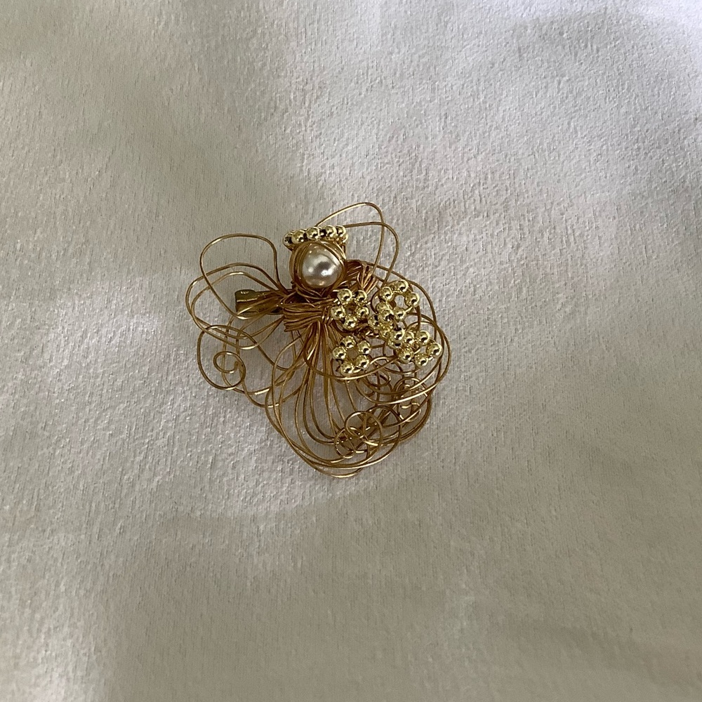 Beautiful Vintage Angel Brooch Pin 😇